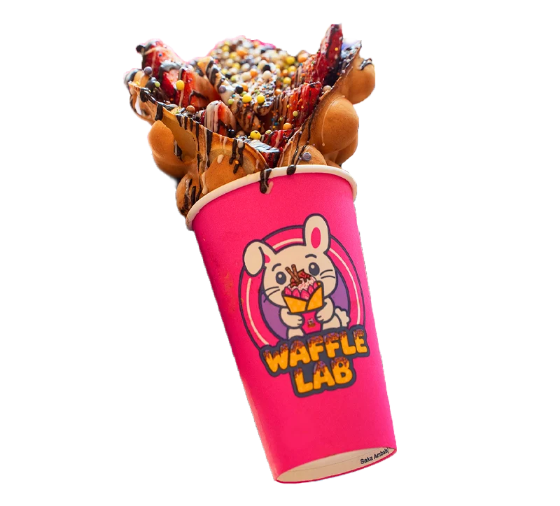 Waffle Lab Çorlu bardak waffle – çikolata soslu, taze meyveli